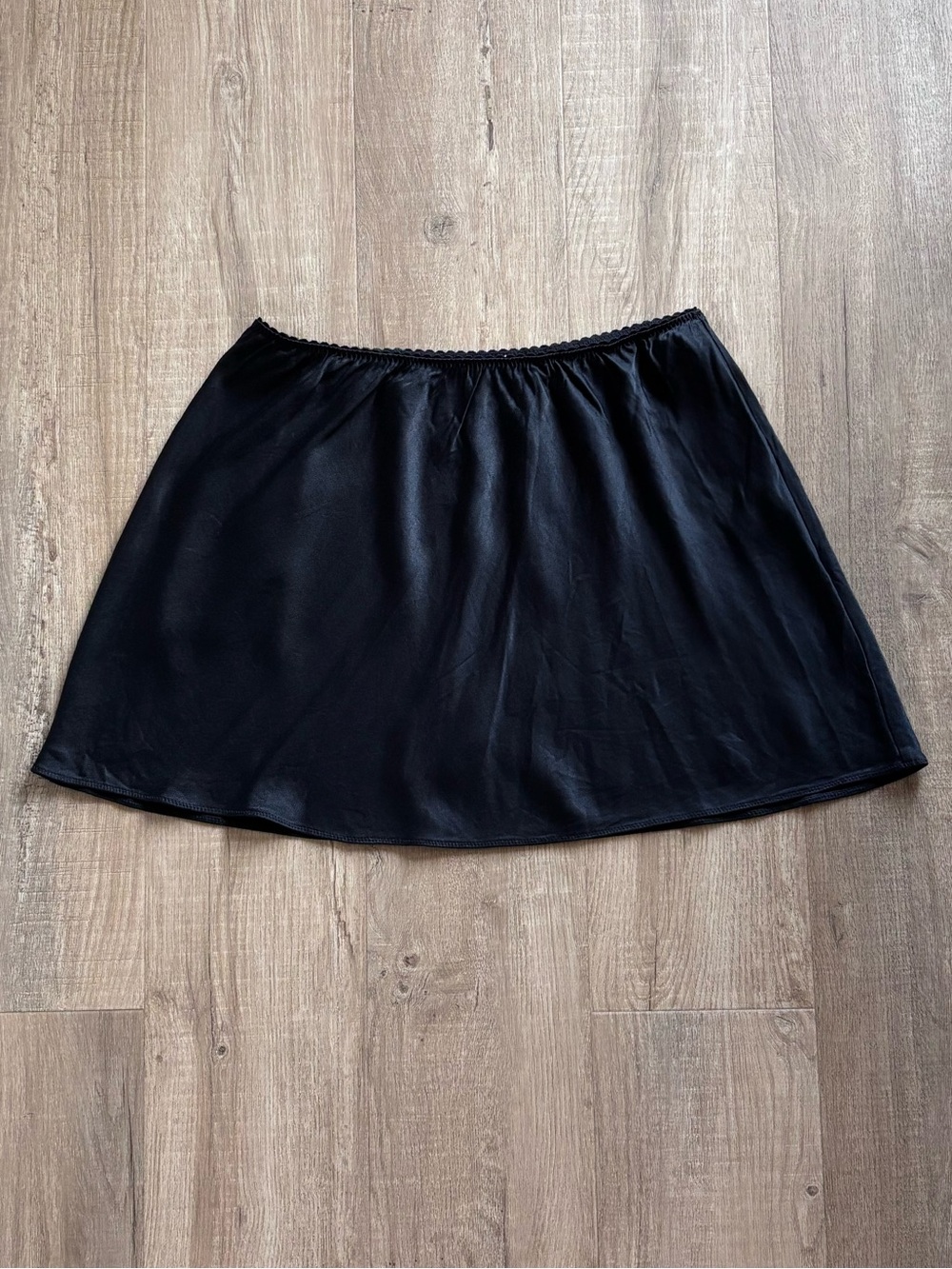 Sunday Best Temple Skirt in Black